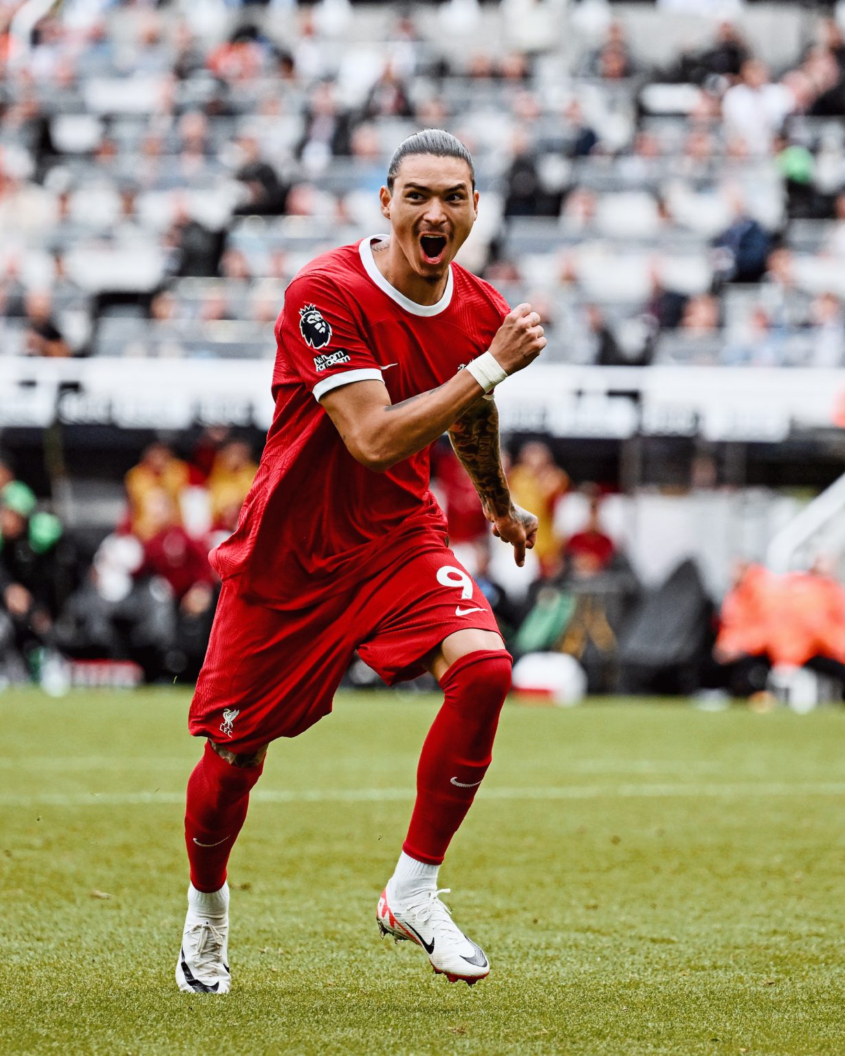 批判する者を沈黙させたダルウィン・ヌニェス リバプールの9番へ